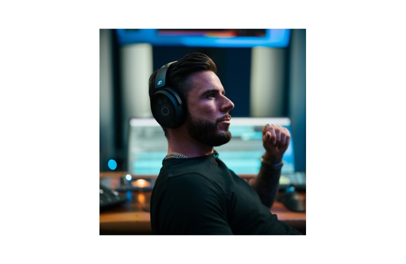 Sennheiser HD-490-PRO Studio Headphones - Black