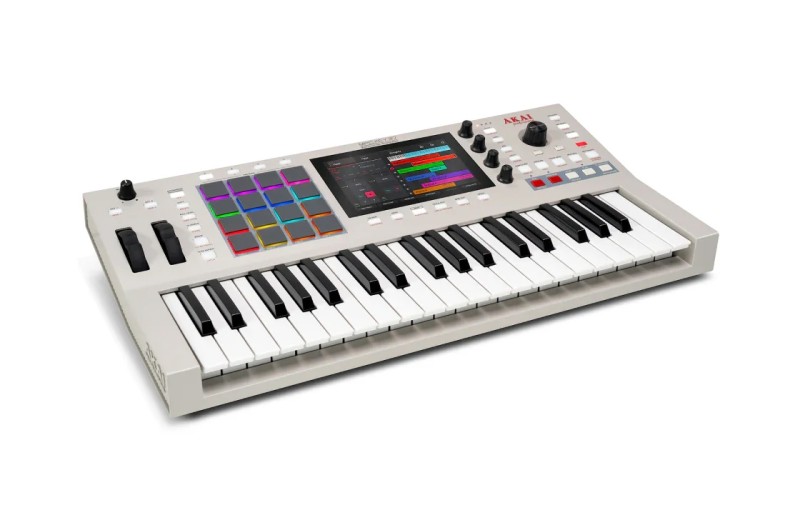 AKAI MPC Key 37 Gen2 Keyboard Synthesizer