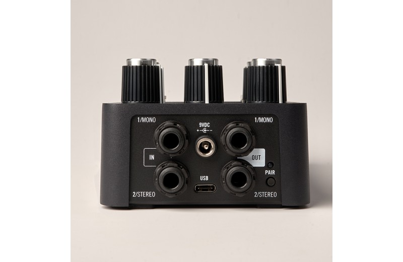 Universal Audio Starlight Delay Pedal