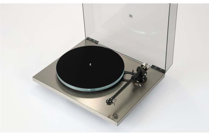 Rega Planar 6 RS Turntable