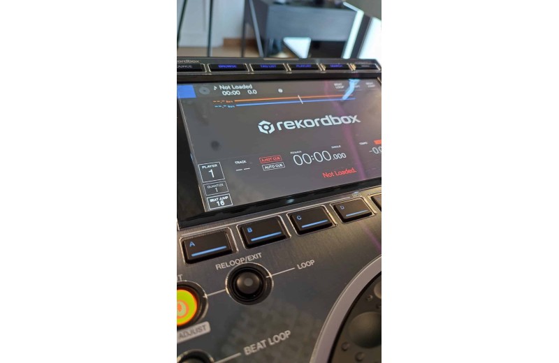 DJ SKIN SCREEN SAVER (x1) XDJ RX 3 / OPUS QUAD / XDJ AZ