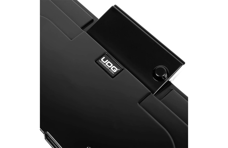 UDG U94113BL Ultimate Denon DJ SC Live 4 Equipment Cover Black