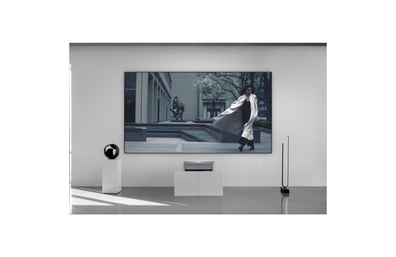 Leica 80" Daylight Alr Projection Screen