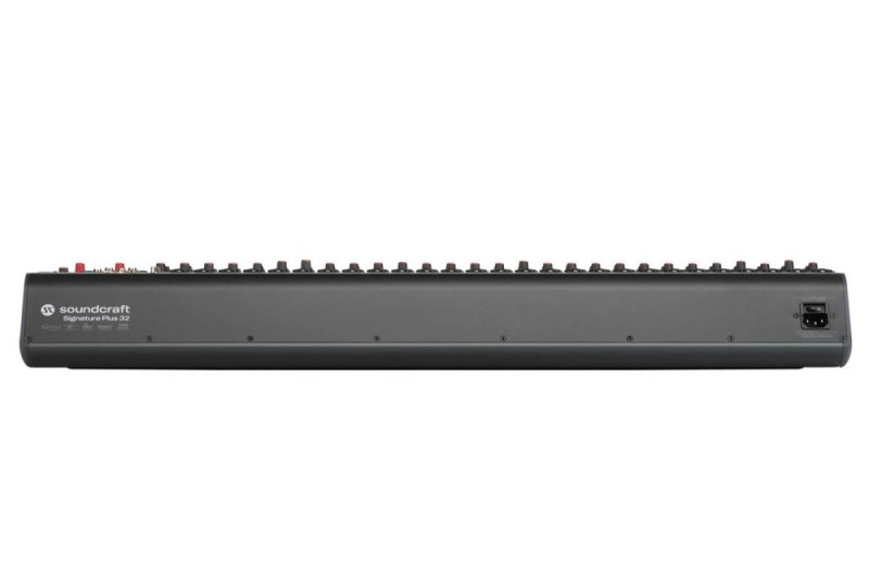 SOUNDCRAFT SIGNATURE PLUS 32