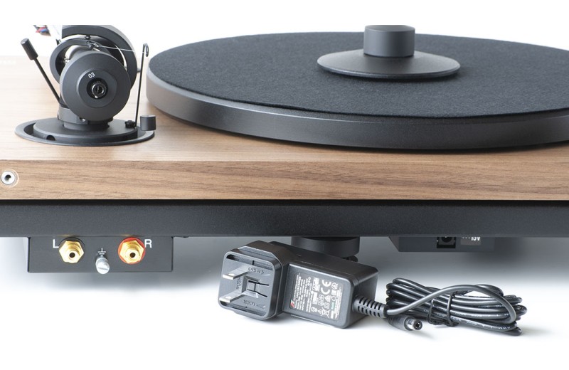 Music Hall Mmf-53Se Walnut