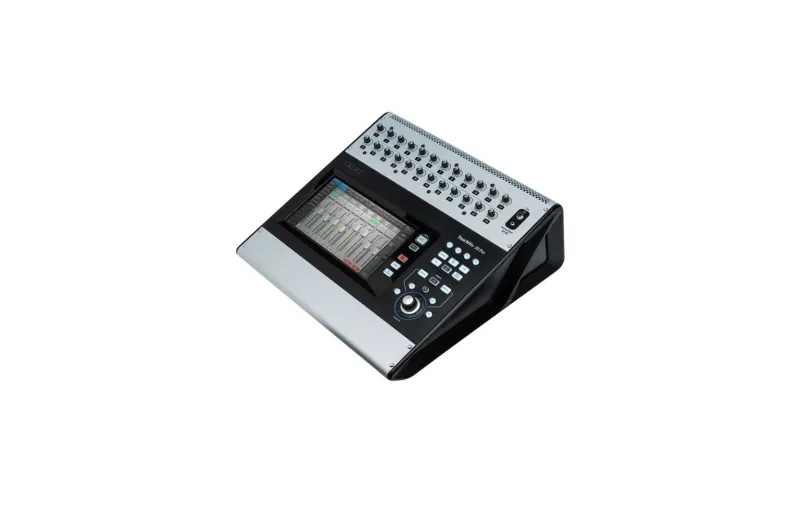 QSC Touchmix-30 Pro Digital 32 Channel Digital Sound Console with Touch Screen
