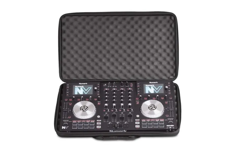 UDG Creator Controller Hardcase Large Black MK2 U8302BL