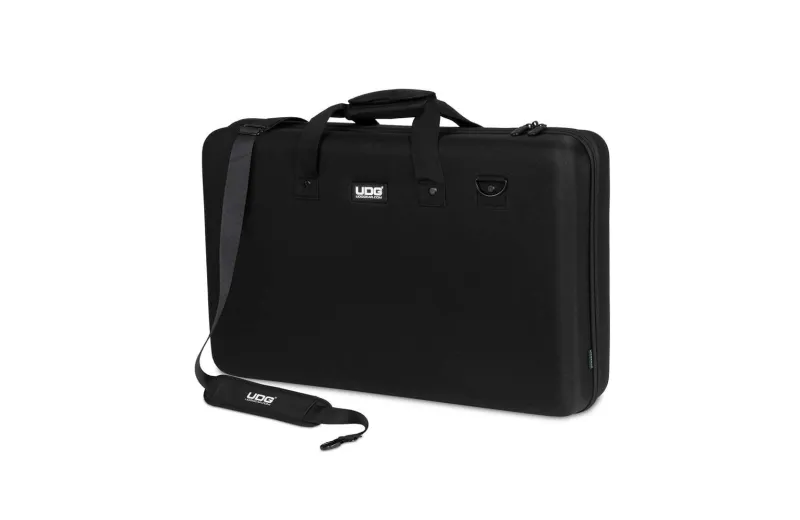 UDG CREATOR NI TRAKTOR S4 MK3 / S2 MK3 HARDCASE BLACK U8309BL