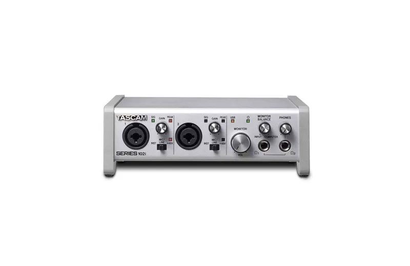 TASCAM SERIES 102i
