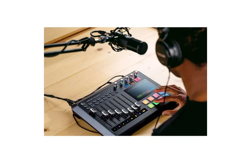 Tascam Mixcast 4