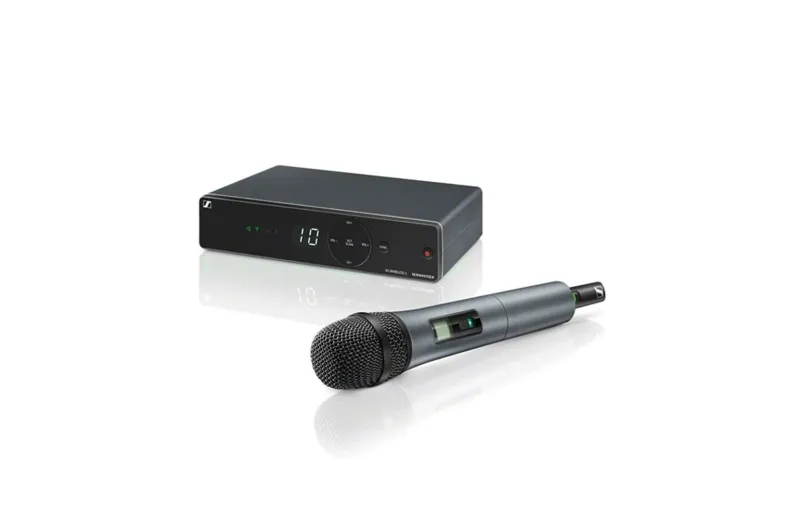 Sennheiser XSW-1-835-B Handheld Wireless Microphone System