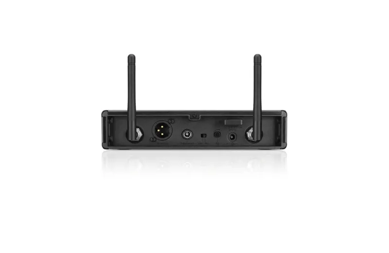 Sennheiser XSW-2-ME2-B Wireless Microphone Set