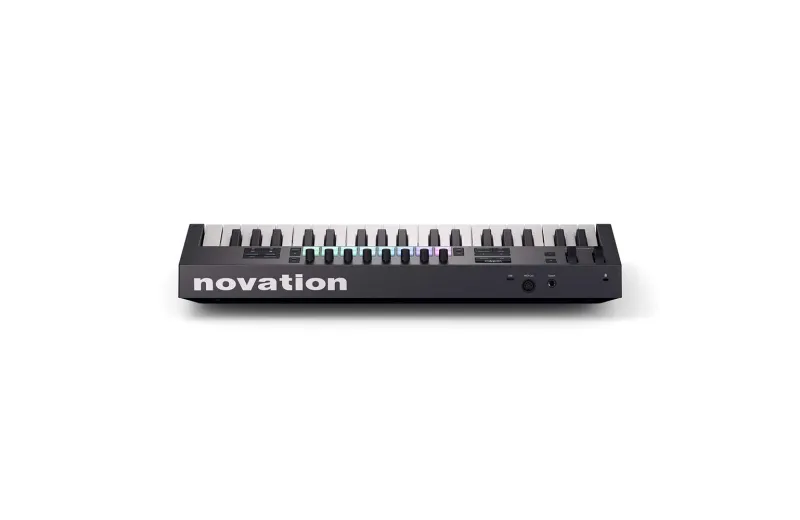 Novation Launchkey 37 MK4 Midi Keyboard