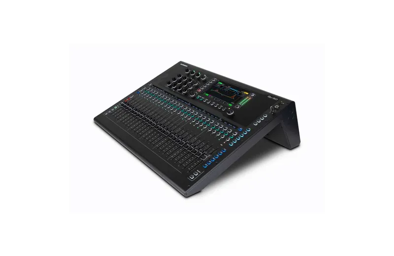 Allen & Heath QU-6 Dante Digital Sound Console
