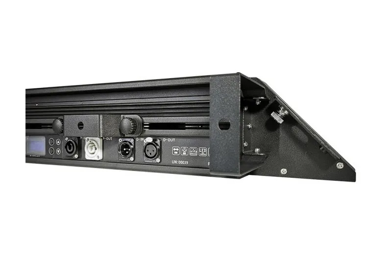 Space LIghts 3PIX LINEAR Led Luminaire