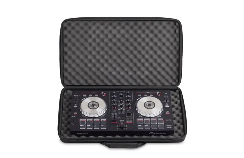UDG Creator Controller Hardcase Large Black MK2 U8302BL