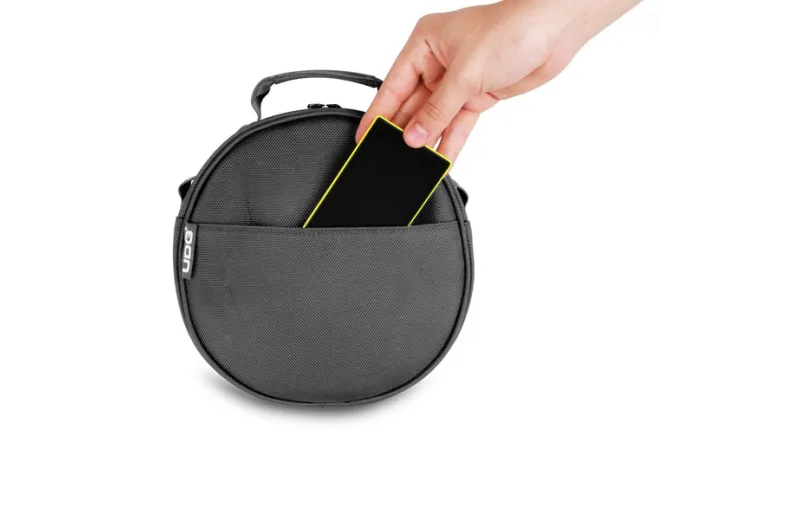 UDG U9950BL DIGI ULTIMATE HEADPHONE BAG BLACK
