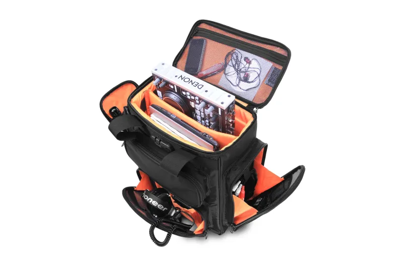 UDG ULTIMATE PRODUCERBAG LARGE BLACK/ORANGE INSIDE U9022BL/OR