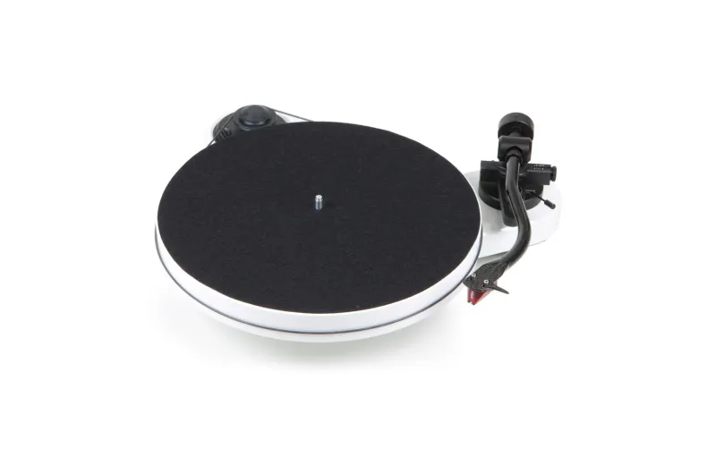Pro-Ject Audio RPM 1 Carbon White