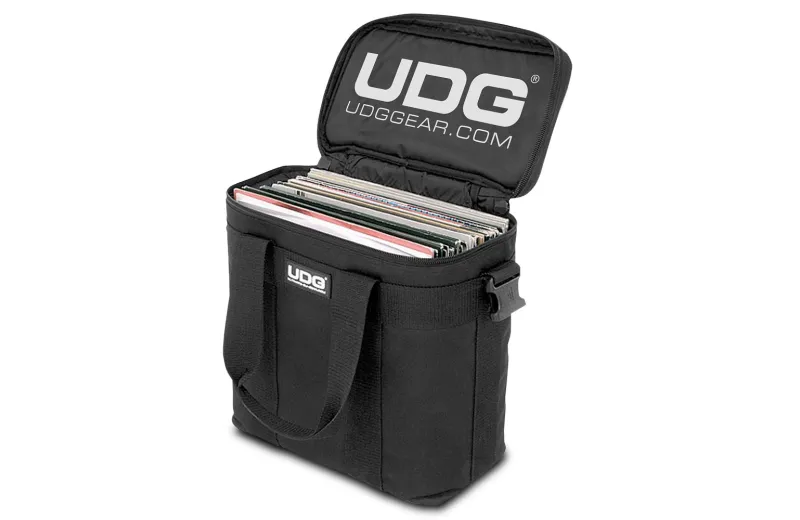 UDG ULTIMATE STARTERBAG BLACK/WHITE LOGO U9500
