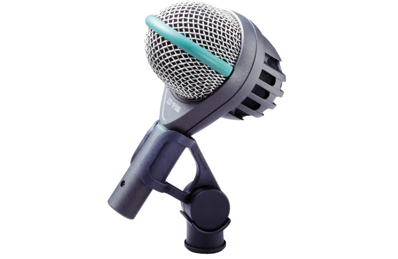 AKG D-112 MKII