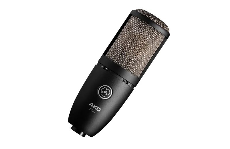 AKG PERCEPTION 220