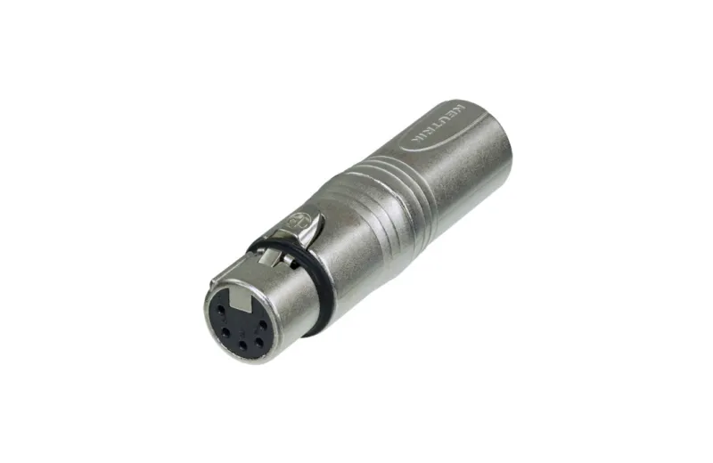 Neutrik NA3M5F επαγγελματικός αντάπτορας DMX  3-pin XLR αρσενικό - 5pin XLR θηλυκό.