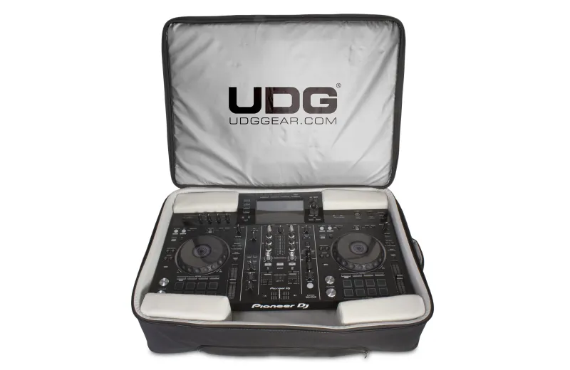 UDG URBANITE MIDI CONTROLLER BACKPACK XL BLACK U7203BL