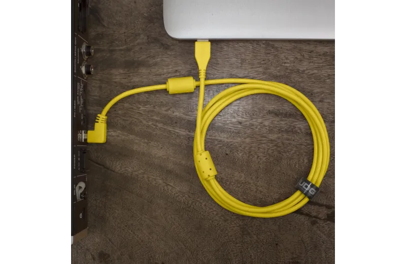 Udg U95004YL Ultimate Audio Cable USB 2.0 A-B Yellow Angled 1m