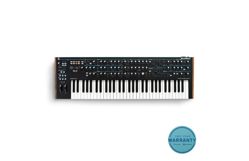 NOVATION SUMMIT ANALOG SYNTHESIZER