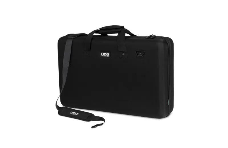 UDG CREATOR NI TRAKTOR S4 MK3 / S2 MK3 HARDCASE BLACK U8309B