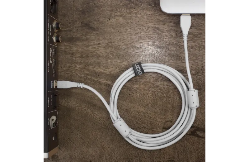 Udg U95001WT Ultimate Audio Cable USB 2.0 A-B White Straight 1m