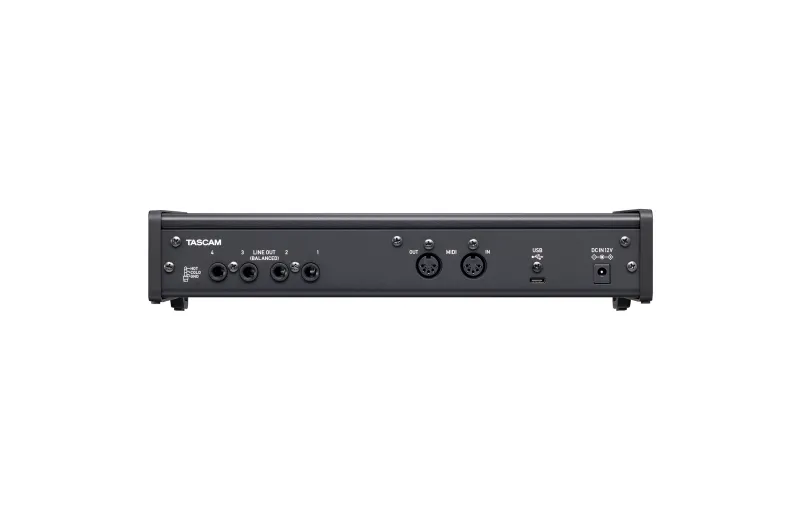 TASCAM US-4X4HR