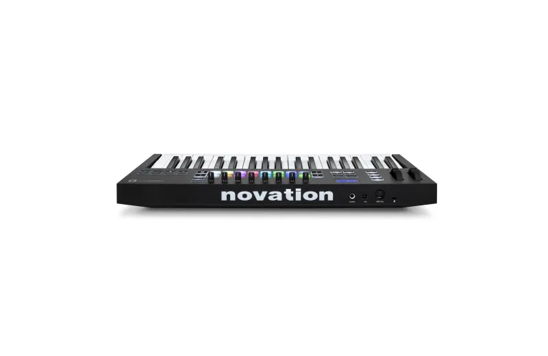 Novation Launchkey 37 MK3 Midi Keyboard
