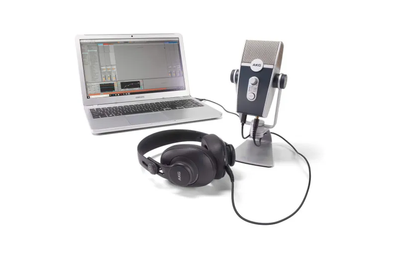 AKG PODCASTER ESSENTIALS (LYRA + K 371)