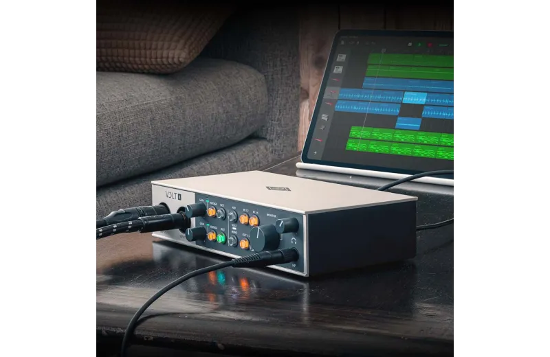 Universal Audio Volt 4  + UAD Essentials Edition Plug-In Bundle for Free