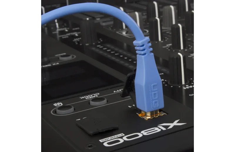 UDG U95006LB Ultimate Audio Cable USB 2.0 A-B Blue Angled 3m