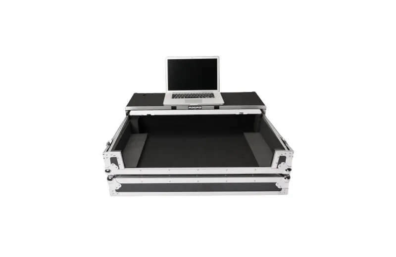 Magma Four Flightcase