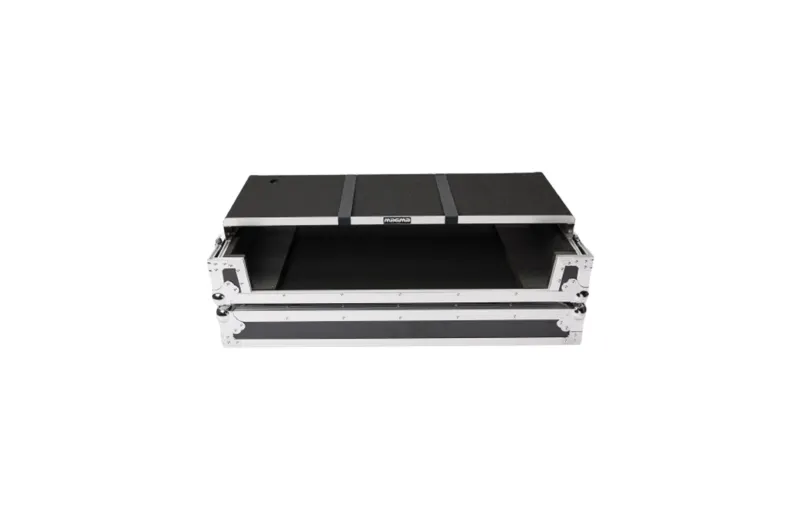 Magma Four Flightcase