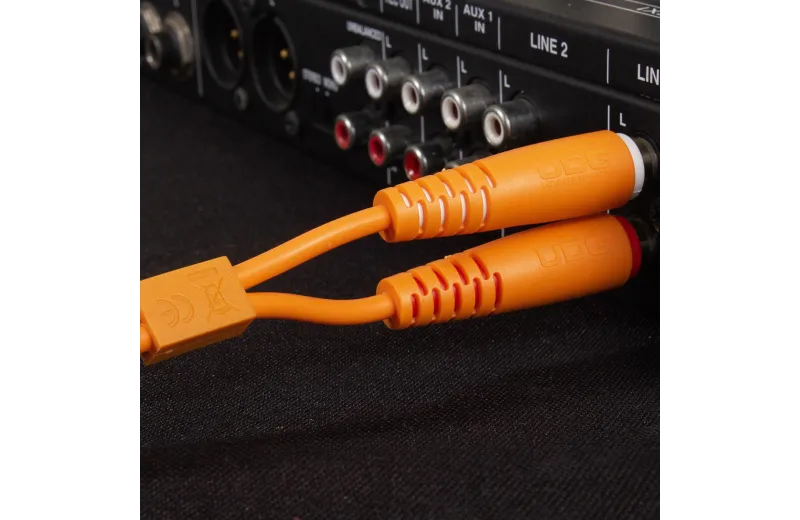 UDG U97003OR Ultimate Audio Cable RCA - RCA Πορτοκαλί Ίσιο 3m