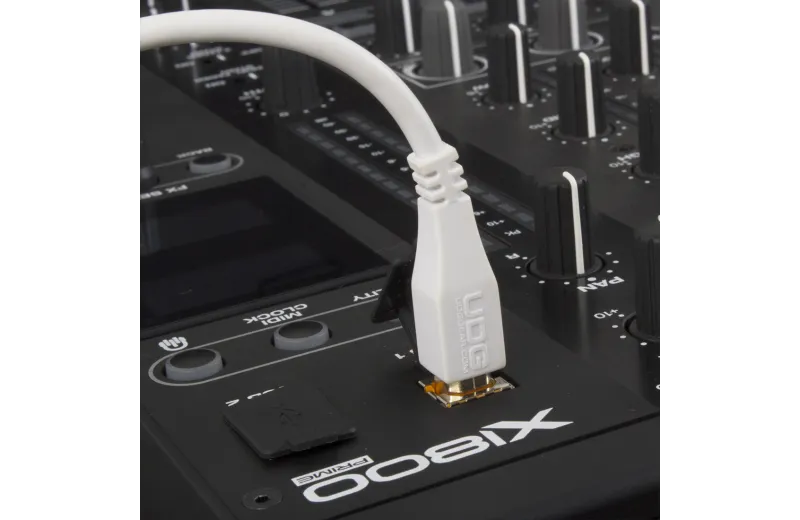 UDG U95006WT Ultimate Audio Cable USB 2.0 A-B White Angled 3m