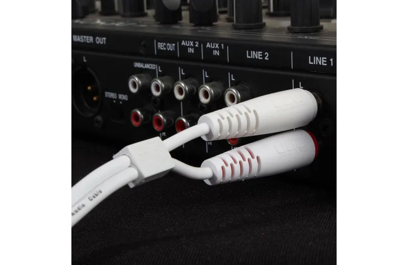 UDG U97003WH Ultimate Audio Cable RCA - RCA Λευκό Ίσιο 3m