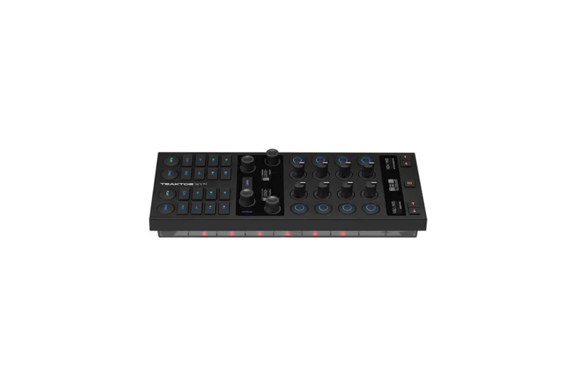 DTM・DAW Traktor X1 mk3 Traktor X1 MK3 - First Look - DJ TechTools