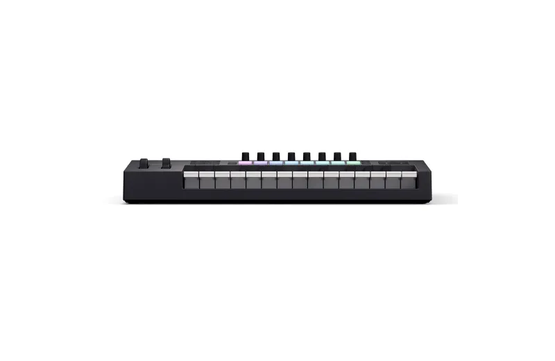 Novation Launchkey 25 MK4 Midi Keyboard