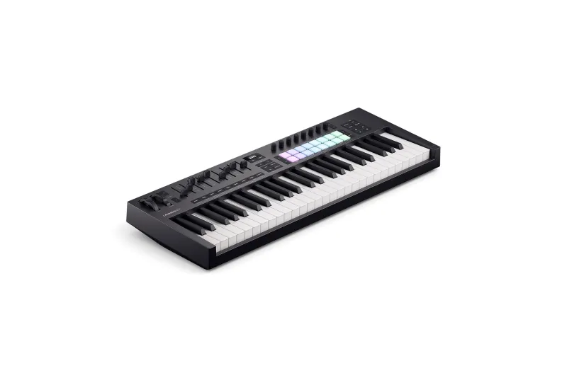 Novation Launchkey 49 MK4 Midi Keyboard
