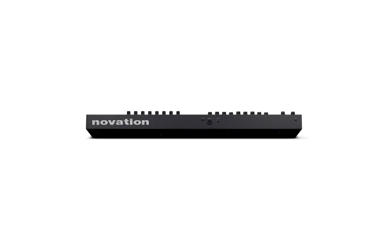 Novation Launchkey 49 MK4 Midi Keyboard