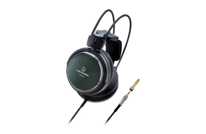 Audio Technica  ATH-A990Z Closed-Back Headphones