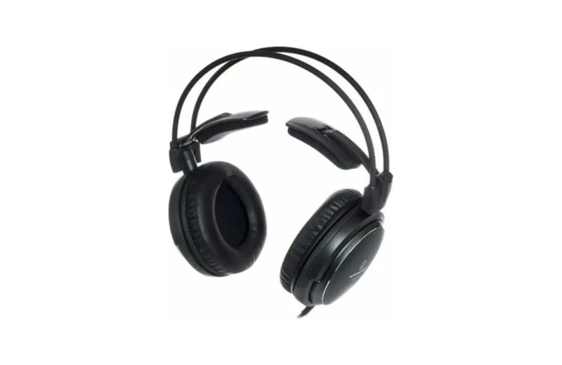 Audio Technica  ATH-A990Z Closed-Back Headphones