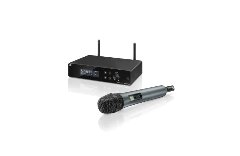 Sennheiser XSW-2-835-B Handheld Wireless Microphone Set