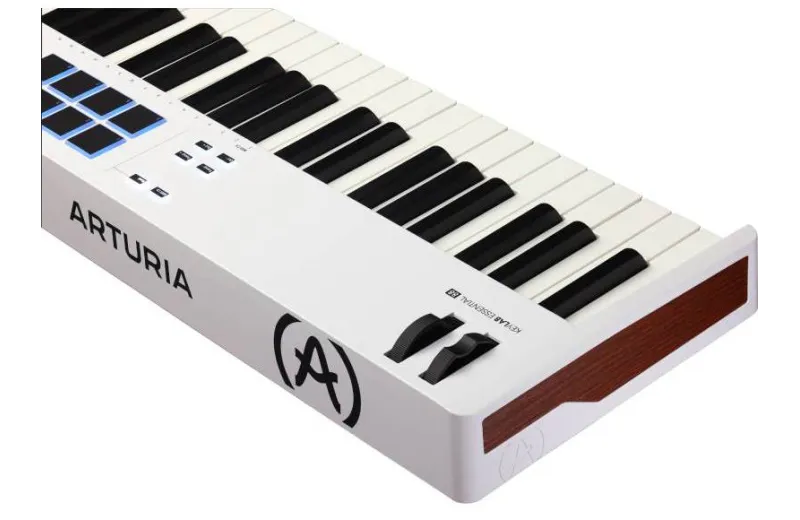 ARTURIA KEYLAB 88 ESSENTIAL ΛΕΥΚΟ + ΔΩΡΟ Pigments 2